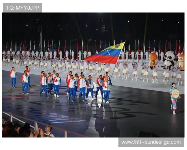 成都世运会赛后场馆开放惠民，小众运动荷球、桑搏参与度激增