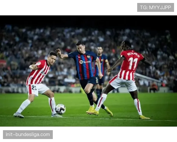 巴萨公布对阵赫罗纳大名单：多名青年队球员入选，哈维试验“小鬼当家”阵容